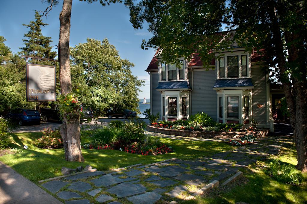 Dunlop Inn Baddeck Inlet Buitenkant foto