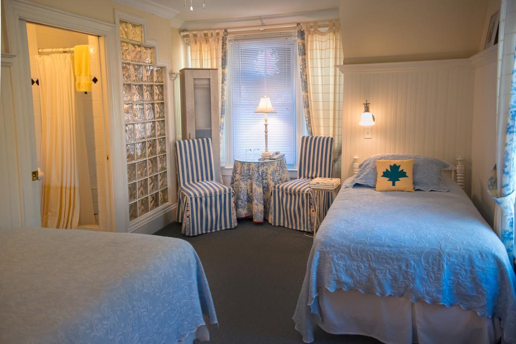 Dunlop Inn Baddeck Inlet Buitenkant foto